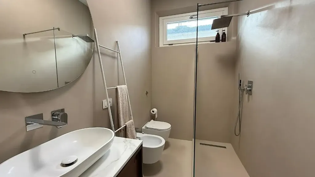 Bathrooms - 3-room apartment in IT