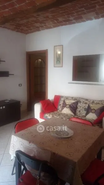 Sala da pranzo - Rustic 2-Bedroom Flat in Asti