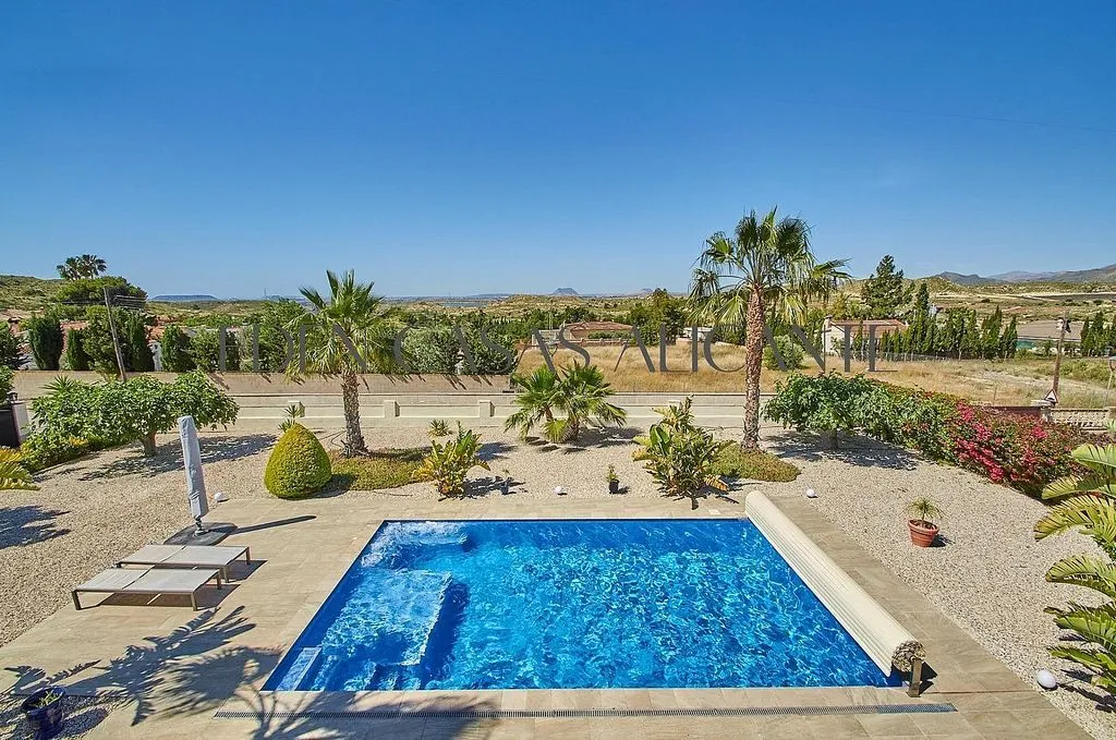 Piscine - Modern Chalet with Pool in Busot