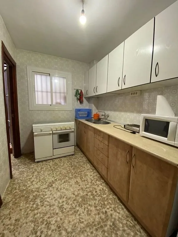 Cuisine - Ample Student Flat with Terrace in Camino de Ronda