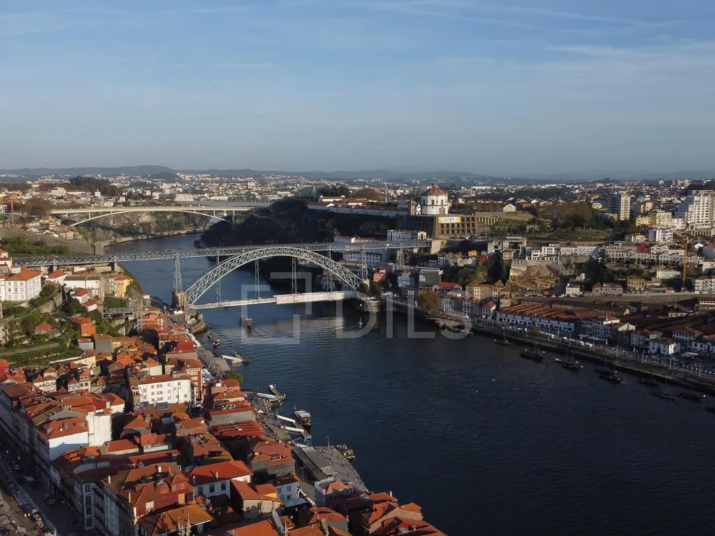 Õhuvaade - T2 Apartment with Balcony in Porto