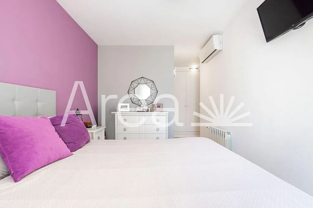 Apartment with Terrace in Parc Central, Mataró
