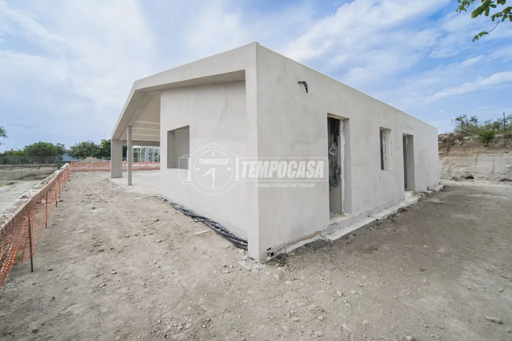 Esterno - Contemporary Villa with Private Garden in Formello