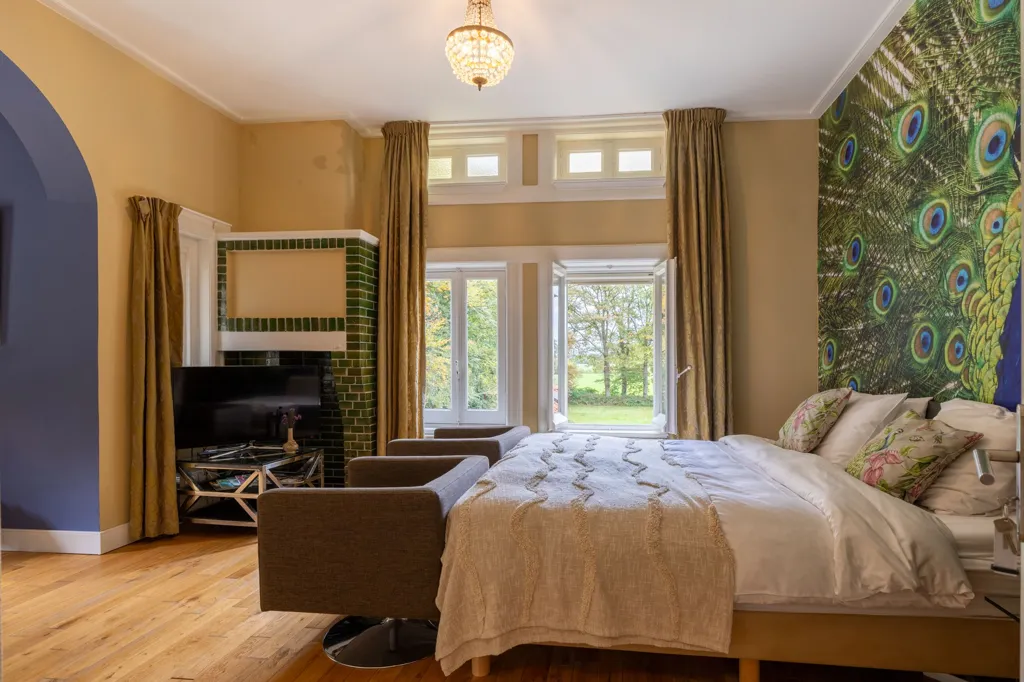 Chambres - Historic Villa with Garden in Almen