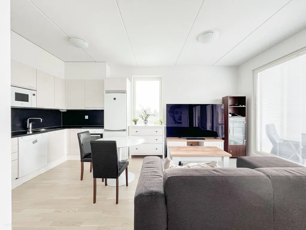 Cuisine - Modern Corner Flat with Glass Balcony in Klaukkala