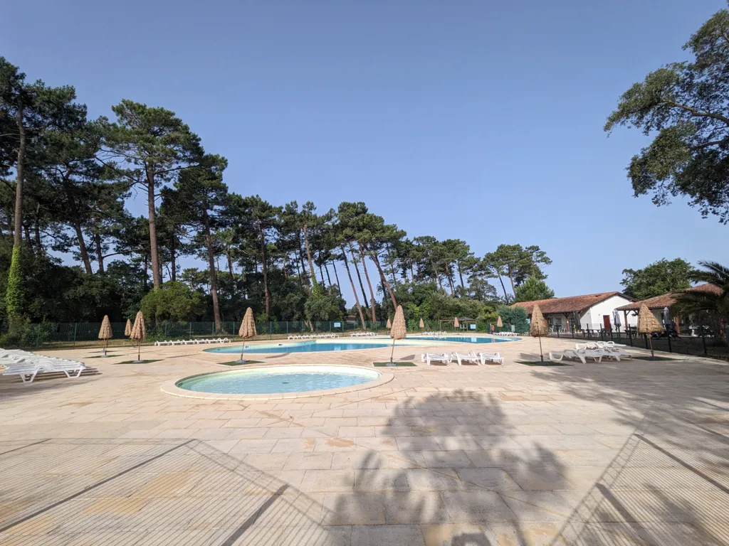 Piscine - Chalet T3 avec Piscine à Ondres