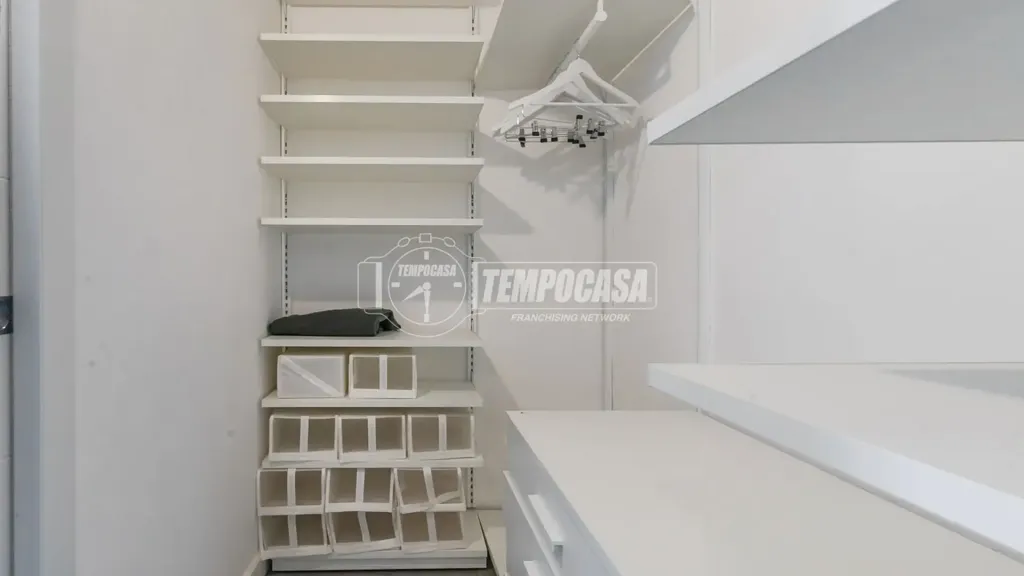 closet_dressing