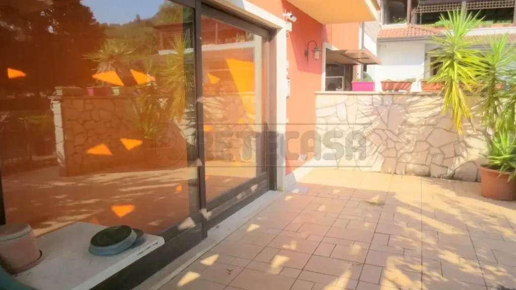Terrass - Terraced Villa with Garden in Montecchio Maggiore