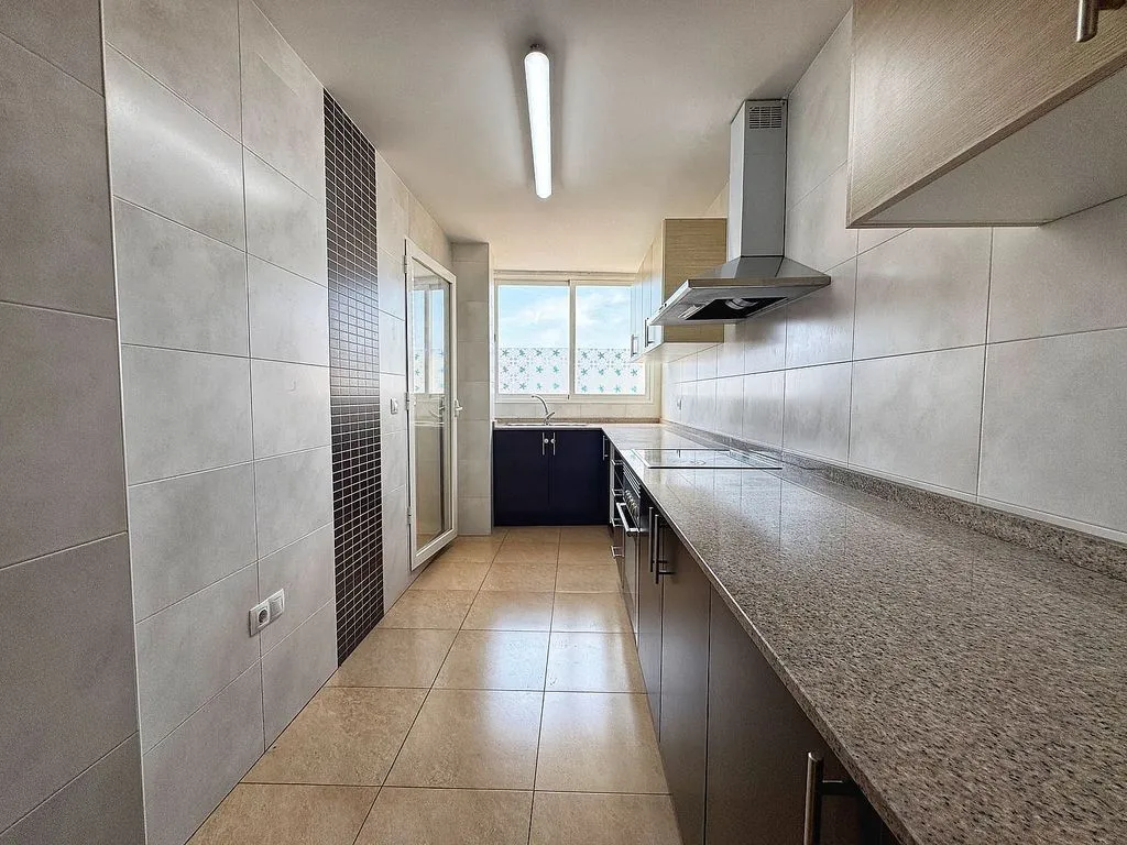 Köök - Two-Bedroom Apartment with Garage in Vila-real