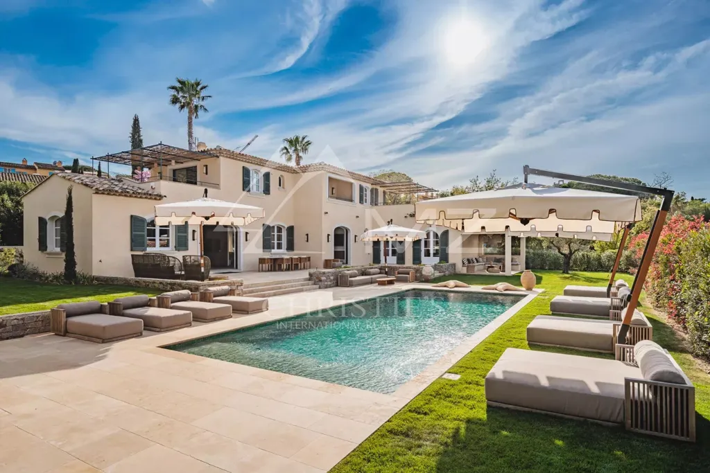 Piscine - Villa Rénovée avec Piscine au Centre de Saint-Tropez