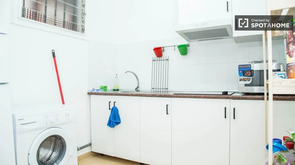 Buanderie - Shared Room in Central Barcelona