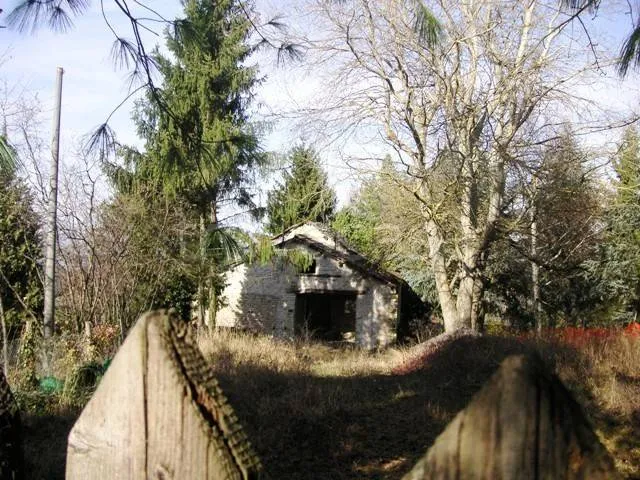Exterior - Rustic Stone Casale with Cultivable Land in Murazzano