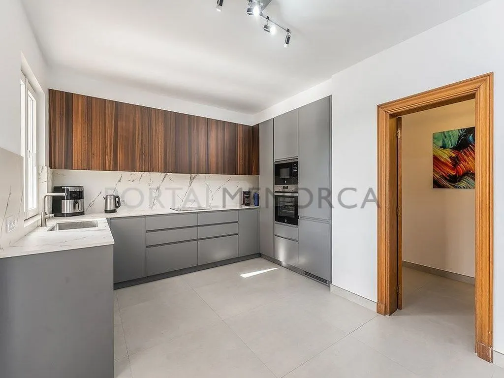 Cuisine - Contemporary Villa with Sea View in Cala Llonga