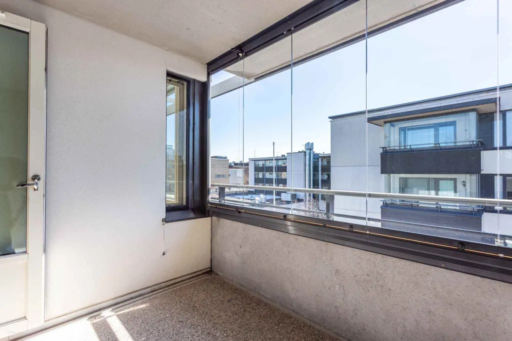 Rõdu - Apartment with Balcony in Tikkurila, Vantaa