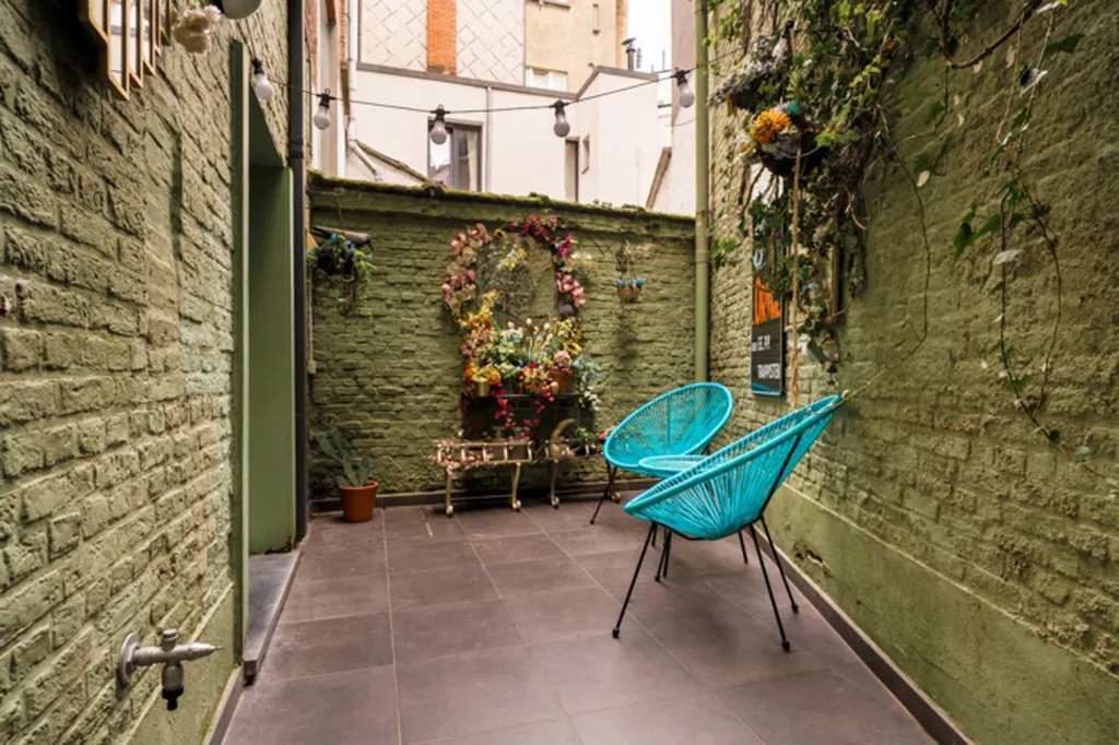 Giardino - Heritage House with Staircase in Antwerp