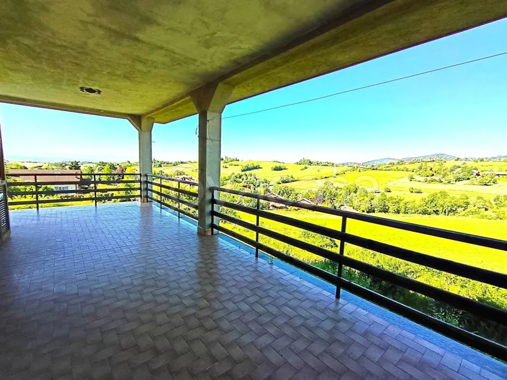 Balcon - Villa with Panoramic Terrace in Baldissero Torinese