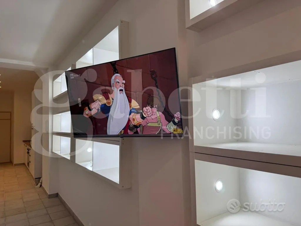 Rooms - Modernised Apartment with Disabled Access in Savona