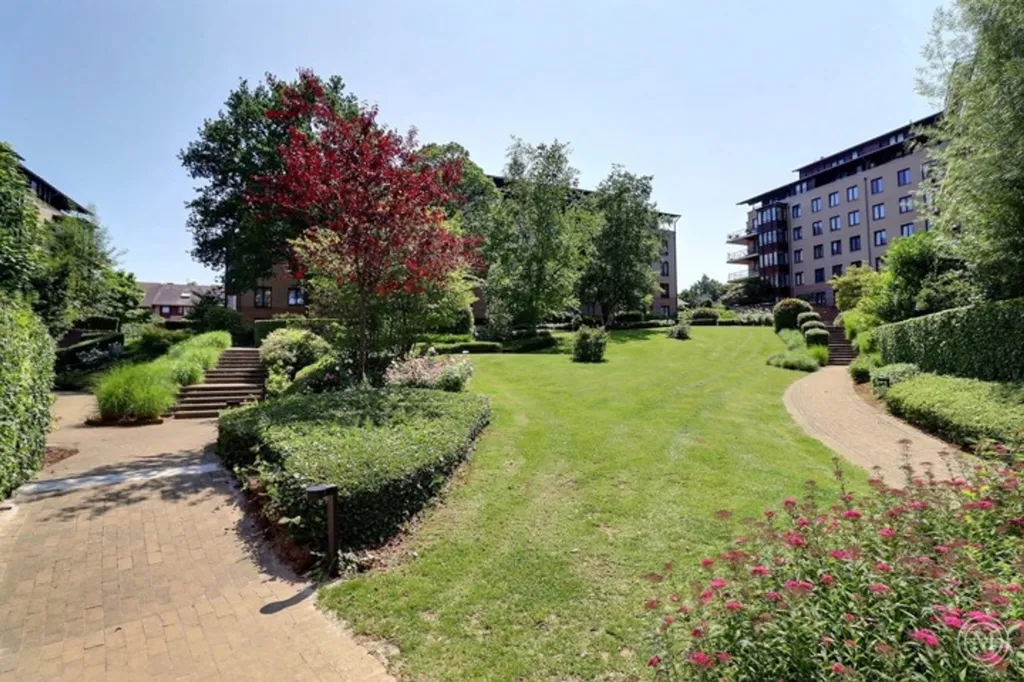 Giardino - Duplex with Terrace in Stockel