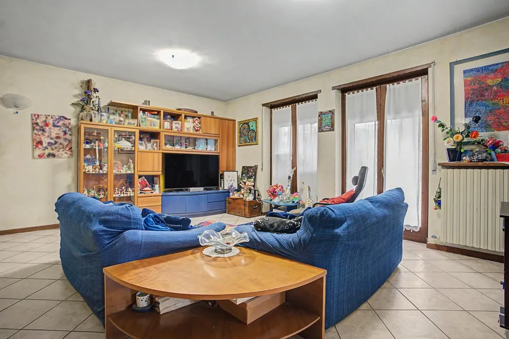 Séjour - Two-Level Apartment with Garden in Verona
