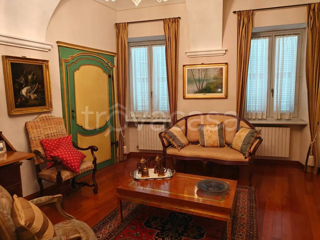 Séjour - Historic Apartment with Balcony in Bra