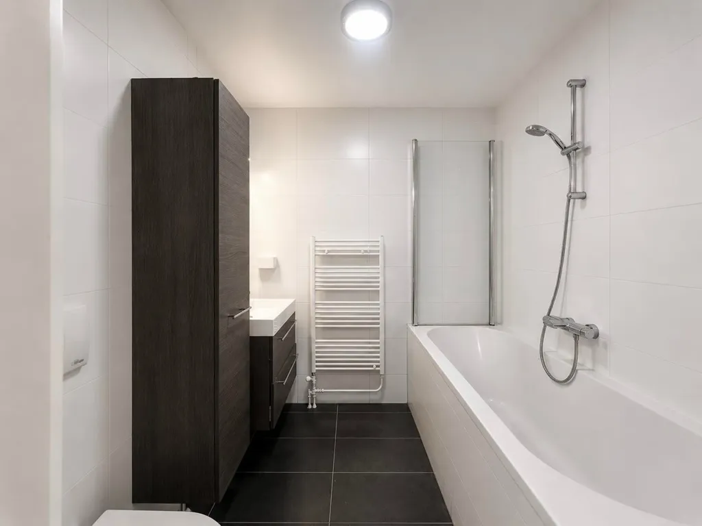 Bathrooms - Furnished Apartment with Balcony in Amsterdam