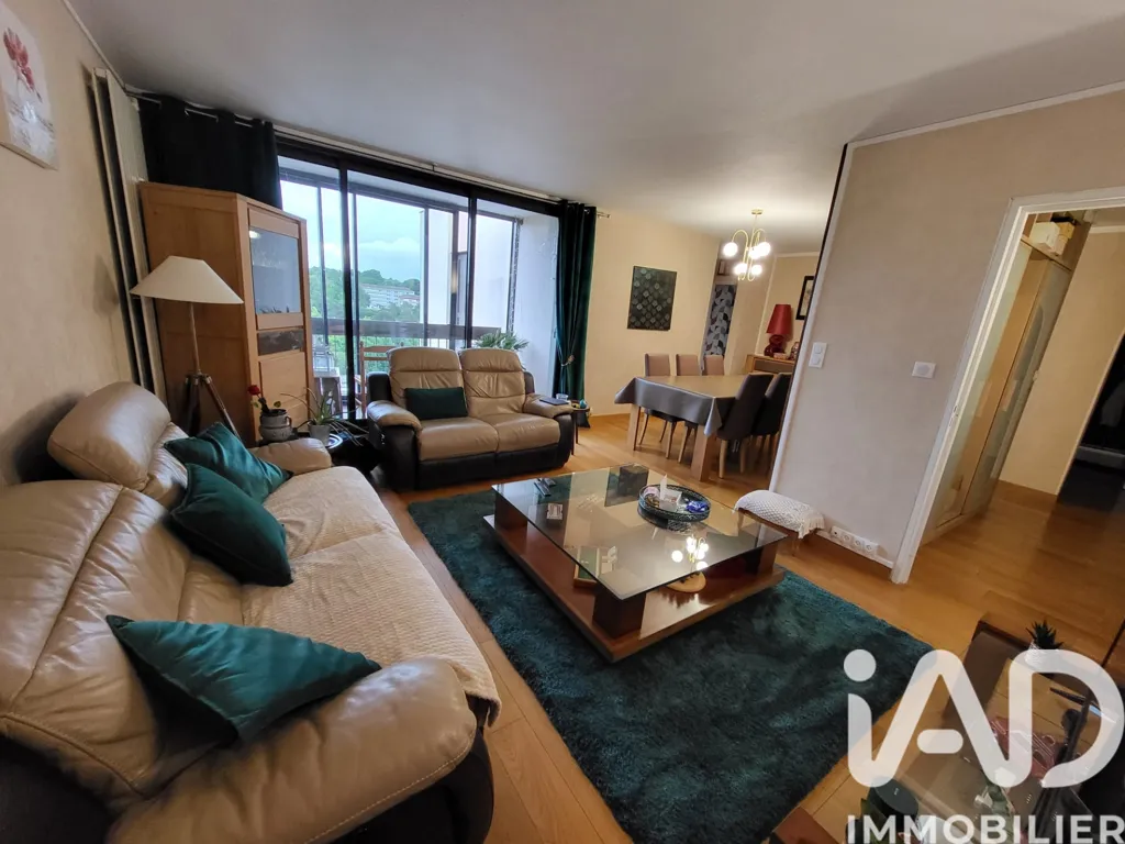 Elutuba - Spacious Apartment with Loggias in Limoges