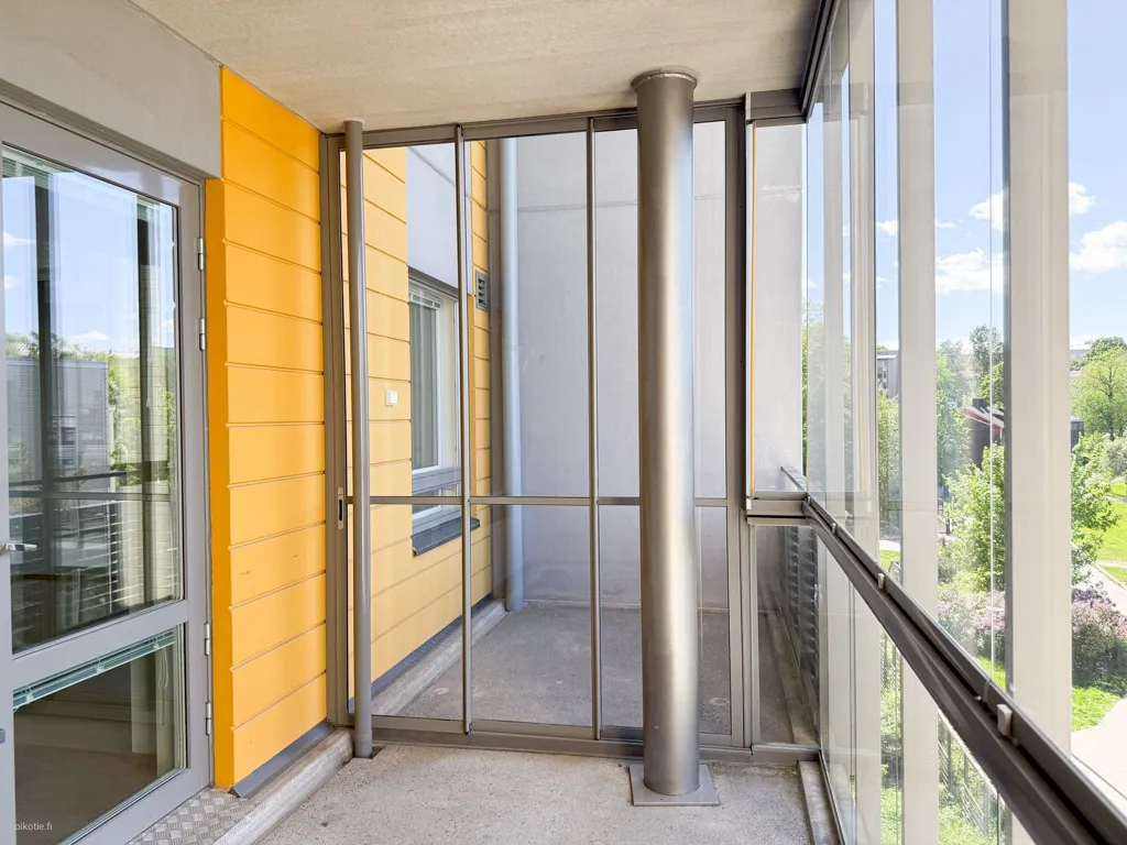 Balcon - Modern Flat with Balcony in Hermanni, Helsinki