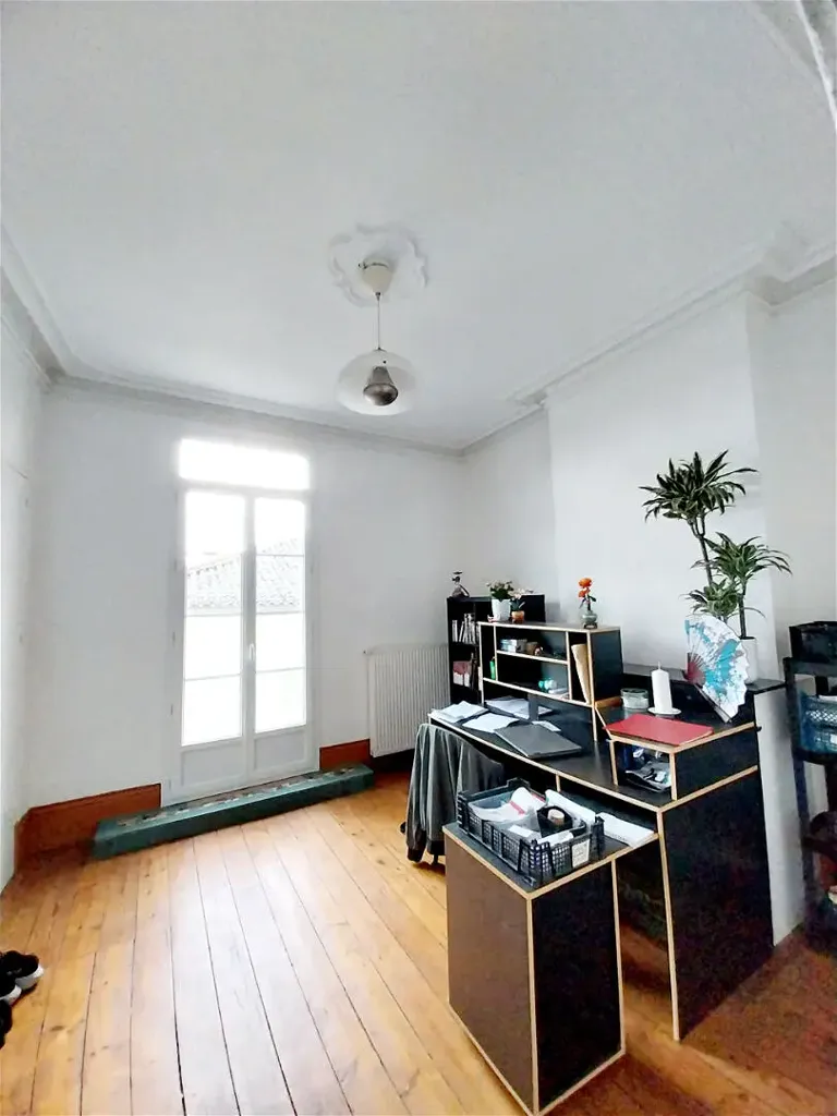 6-room house in Bazas