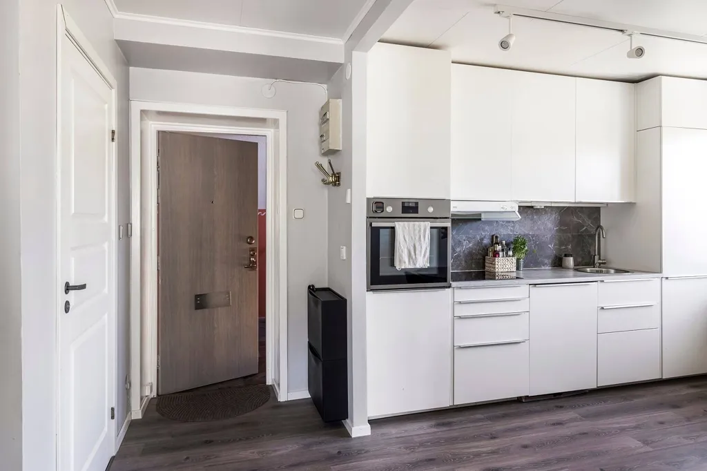 Köök - 4-Room Apartment with Gable in Västerås