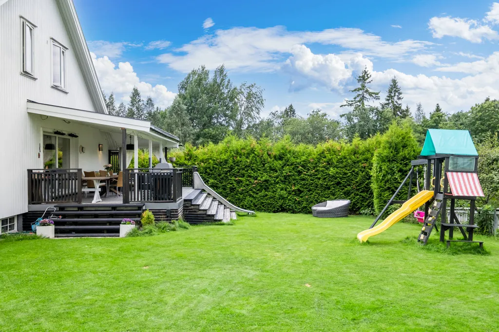 Giardino - Casa di 6 locali a Fjellhamar