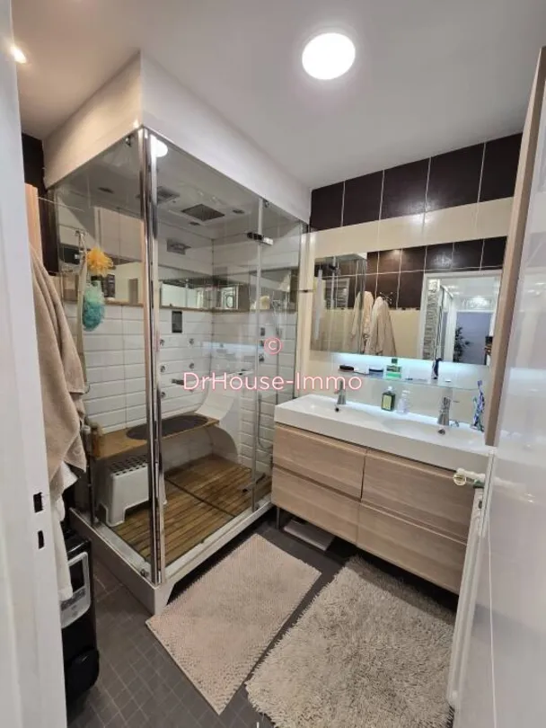 Vannitoad - Fully Renovated 3-Bed Flat in Marseille Centre