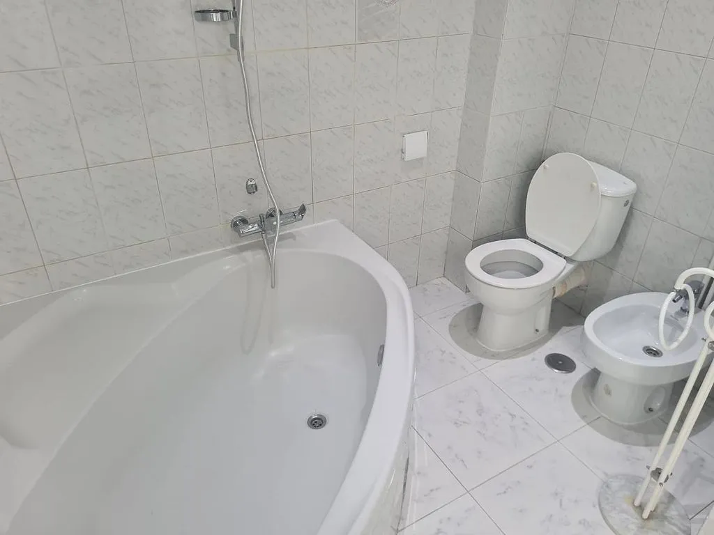 Vannitoad - Furnished Flat with Air Conditioning in Chamberí