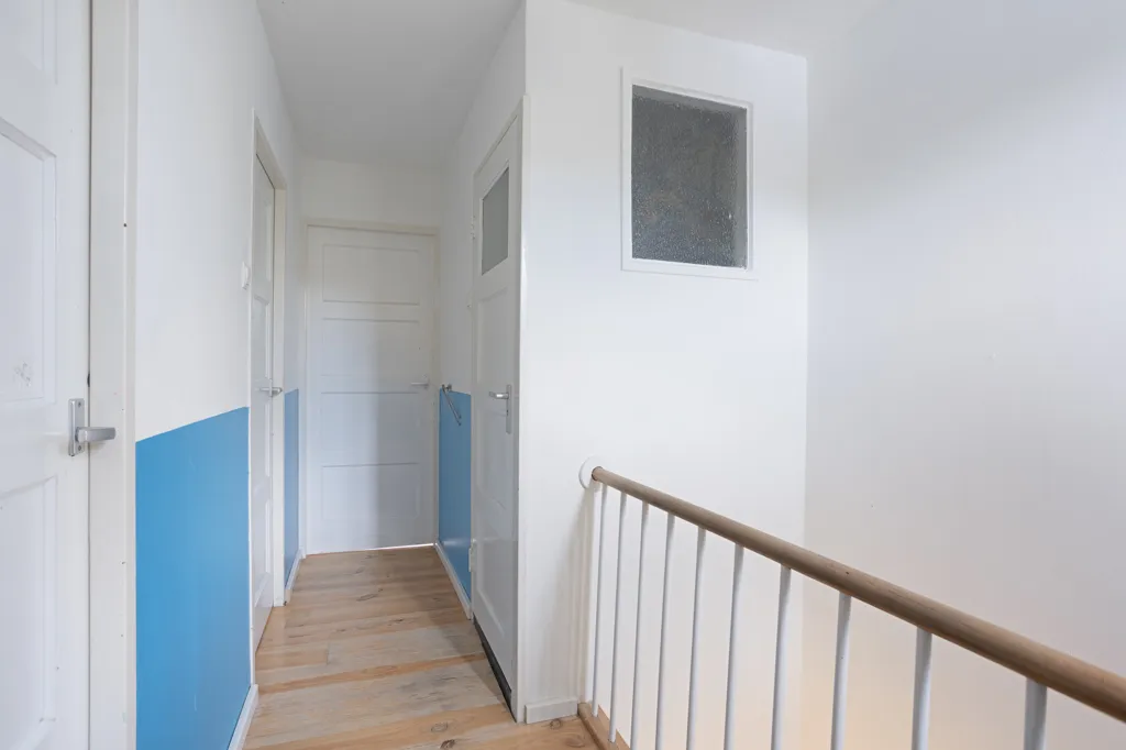3 magamistoaga maja asukohas Amsterdam