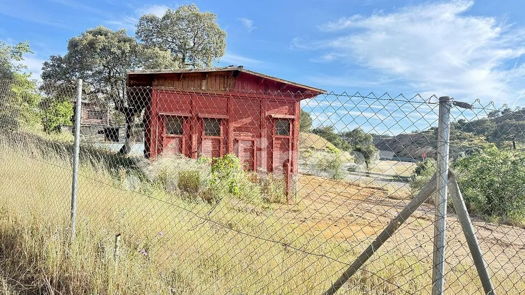 Aed - Rustic Finca with Pool in El Ronquillo