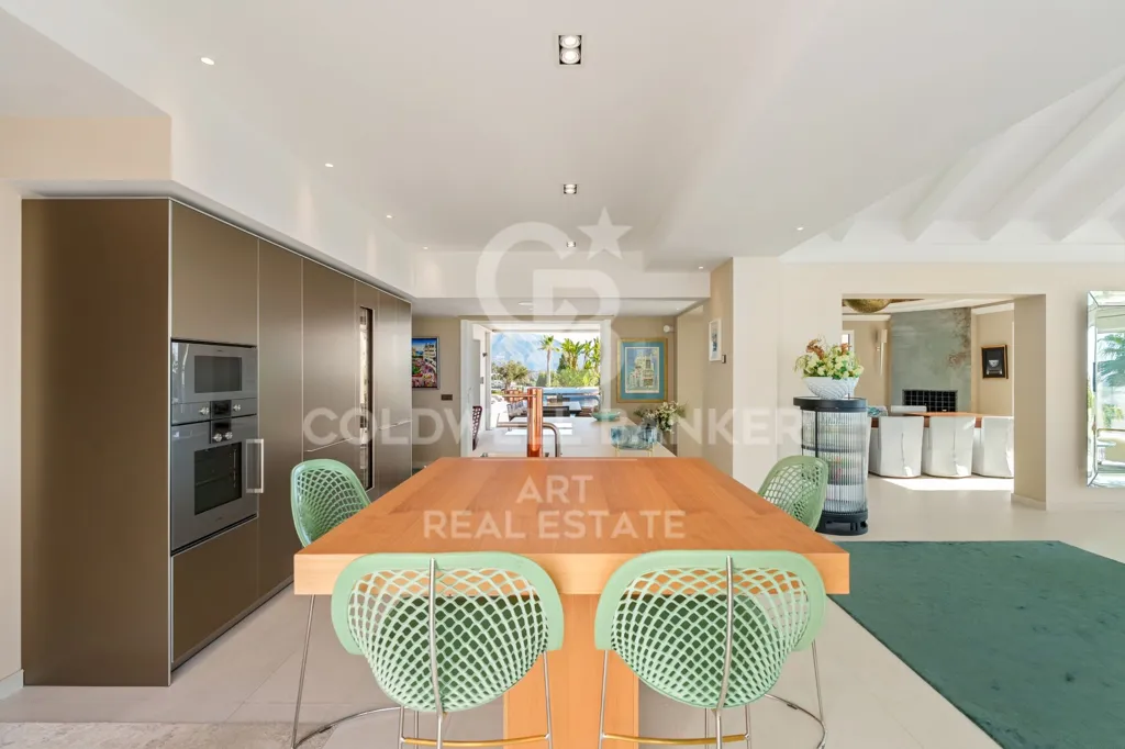 Söögituba - Contemporary Mediterranean Villa with Panoramic Views in Benahavís
