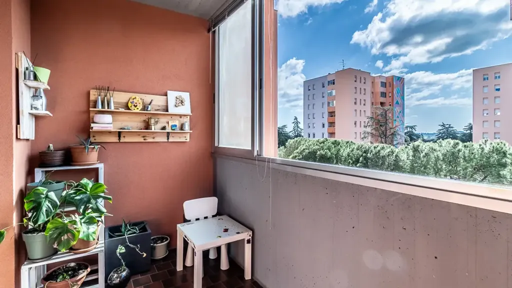 balcony