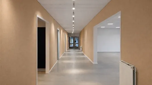 Entrée - Office Space with Restaurant-Style Canteen in Århus N