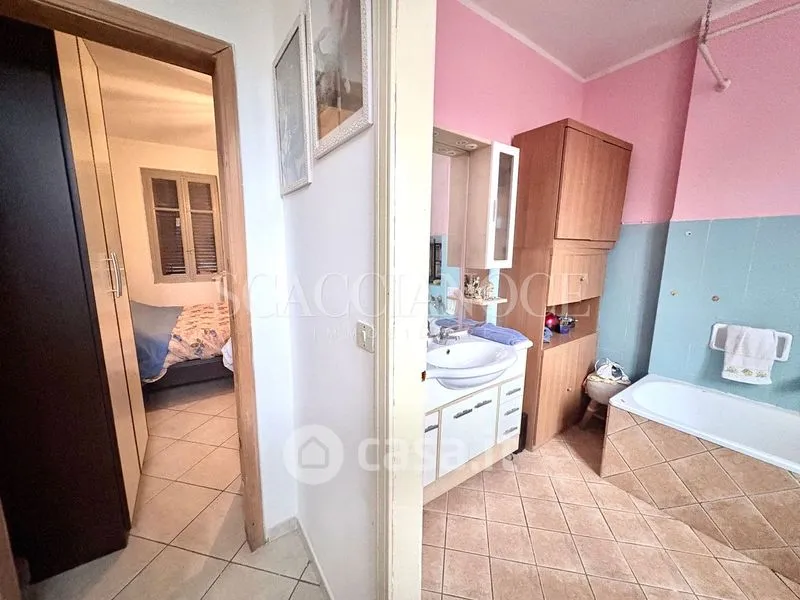 Salles de bain - Terraced House with Balcony in Occhieppo Inferiore