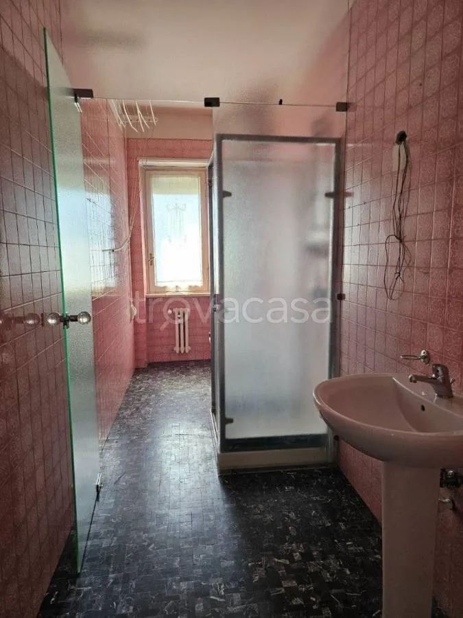 Salles de bain - Apartment with Balconies in Central Turin