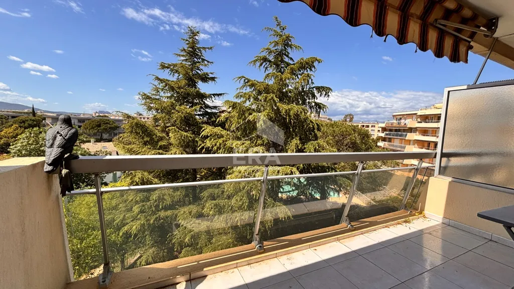 Balcone - Apartment with Pool and Sea View in Fréjus Plage