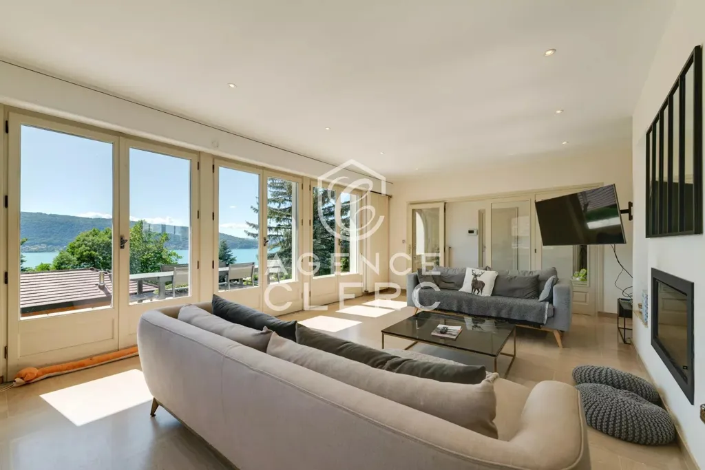Soggiorno - House with Lake View in Veyrier-du-Lac