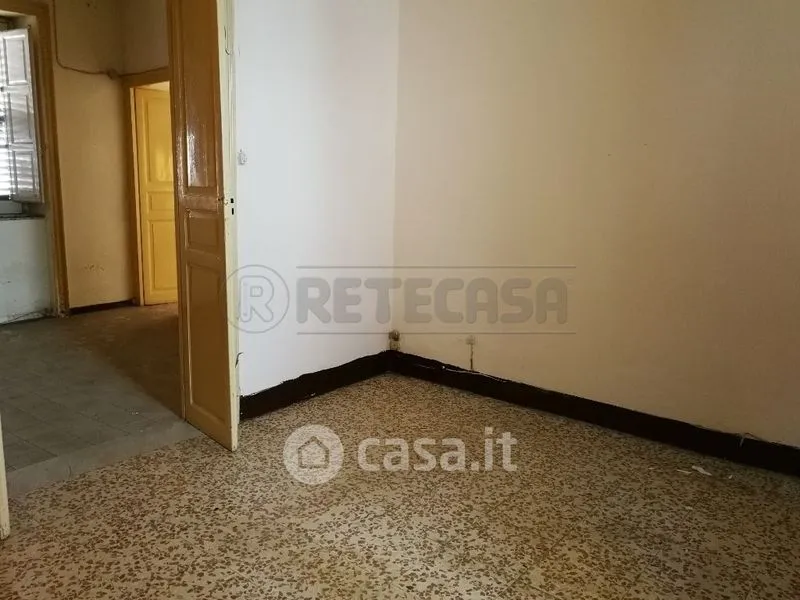 Toad - Three-Bedroom Flat to Renovate in Caltanissetta