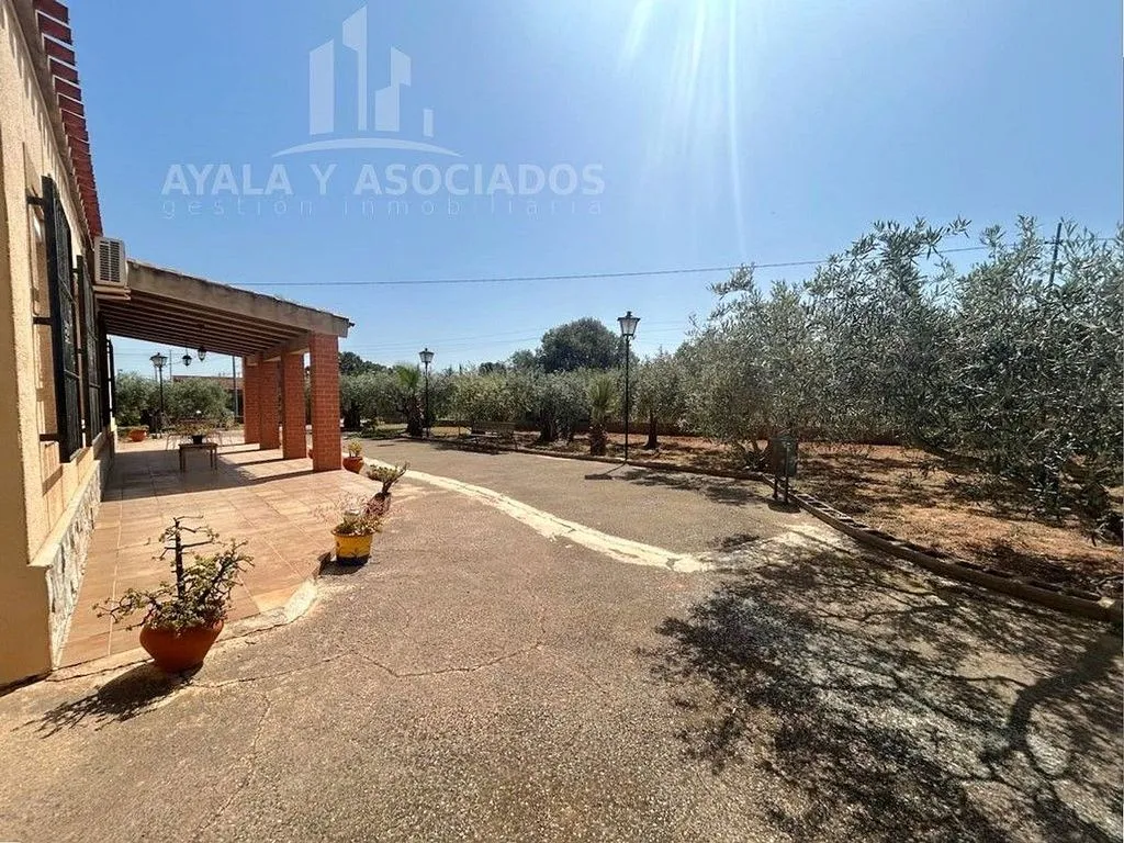 Välivaade - Rustic Finca with A/C in La Aljorra