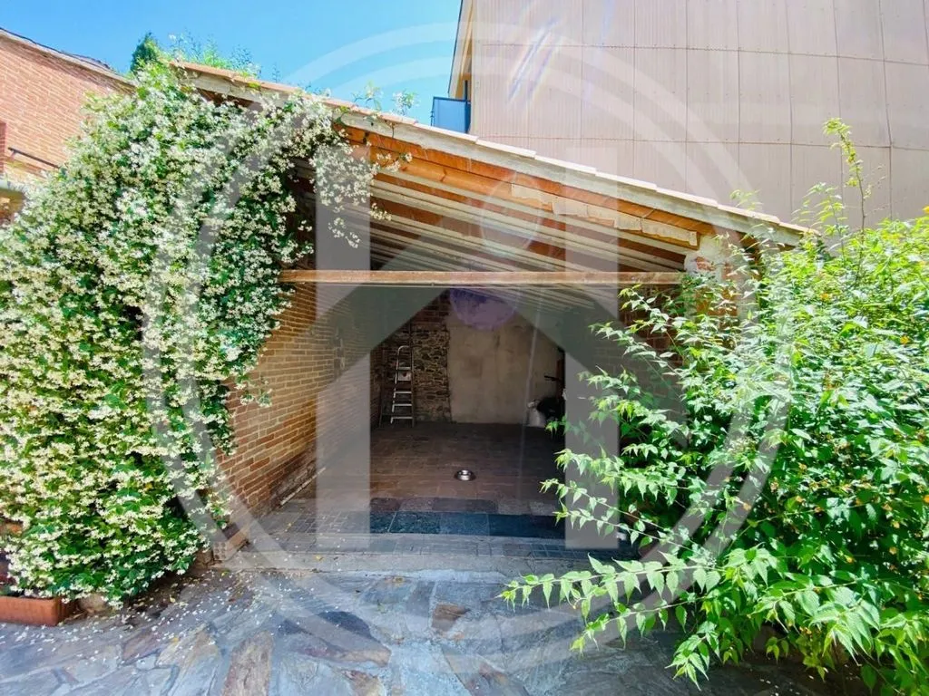 Jardin - Historic House with Garden in Cardedeu Centre