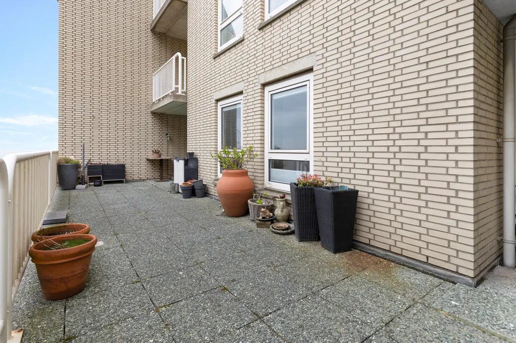 Rõdu - Apartment with South-West Terrace in Scheveningen