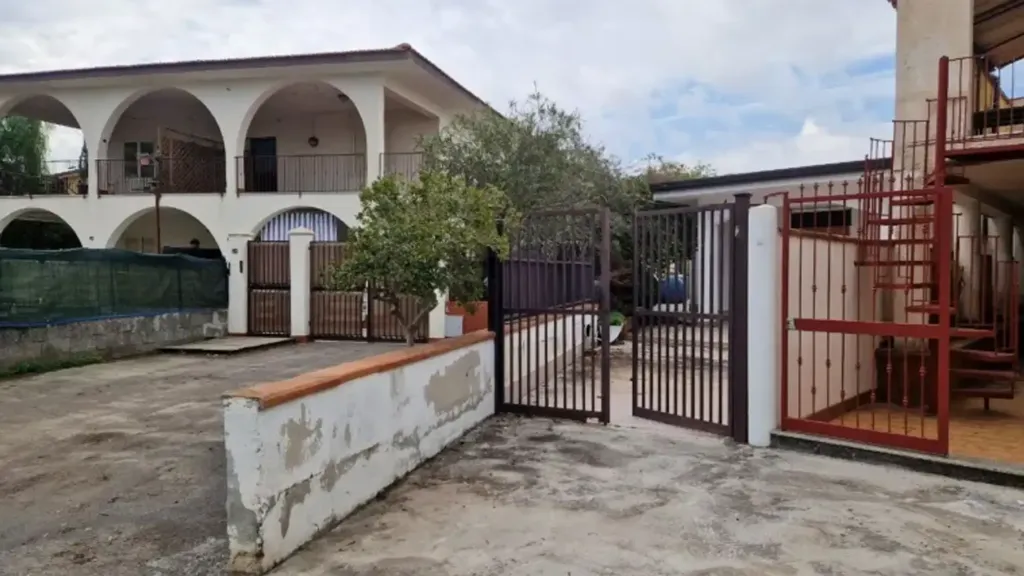 facade