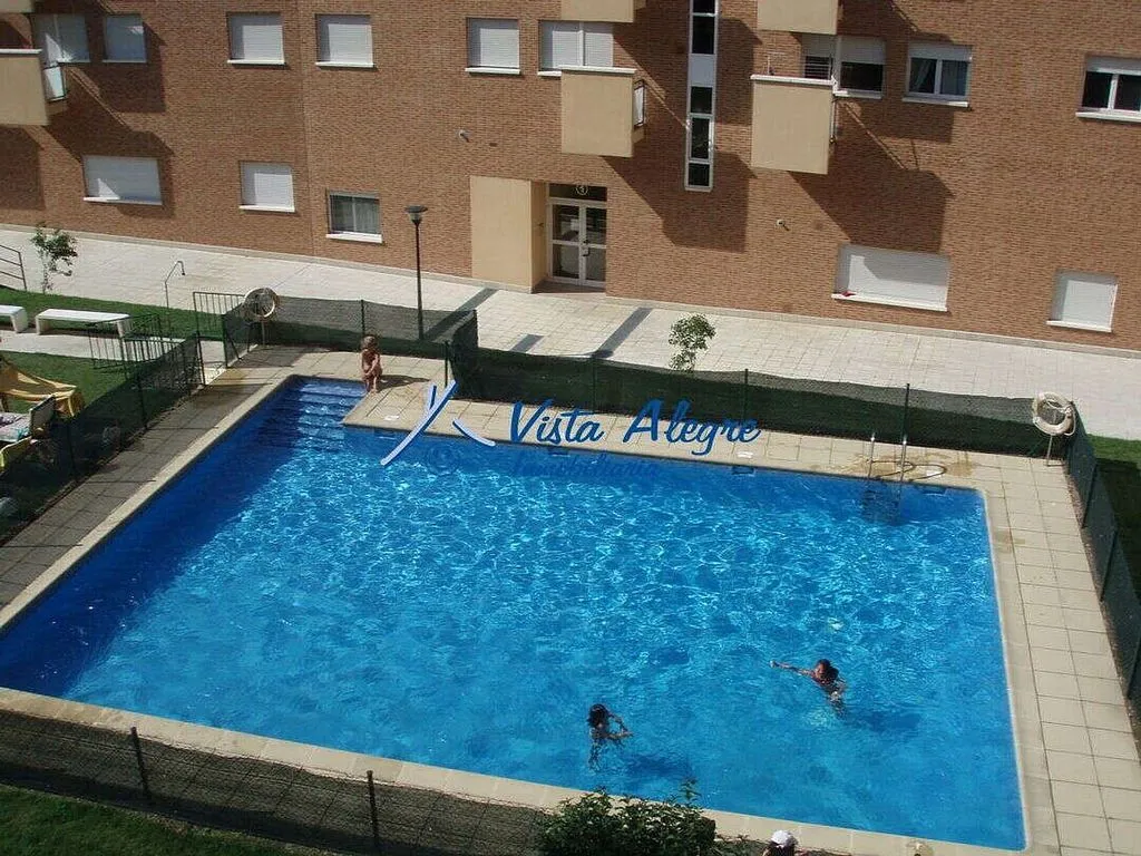 Bassein - Apartment with Pool in Central Haro