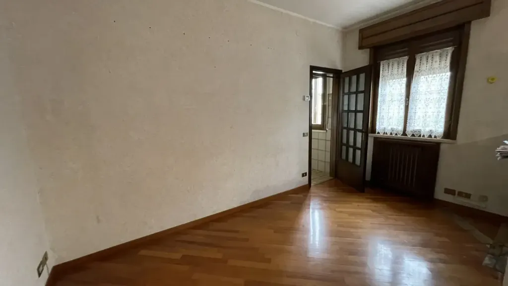 Toad - Spacious Apartment with Balcony in Suzzara