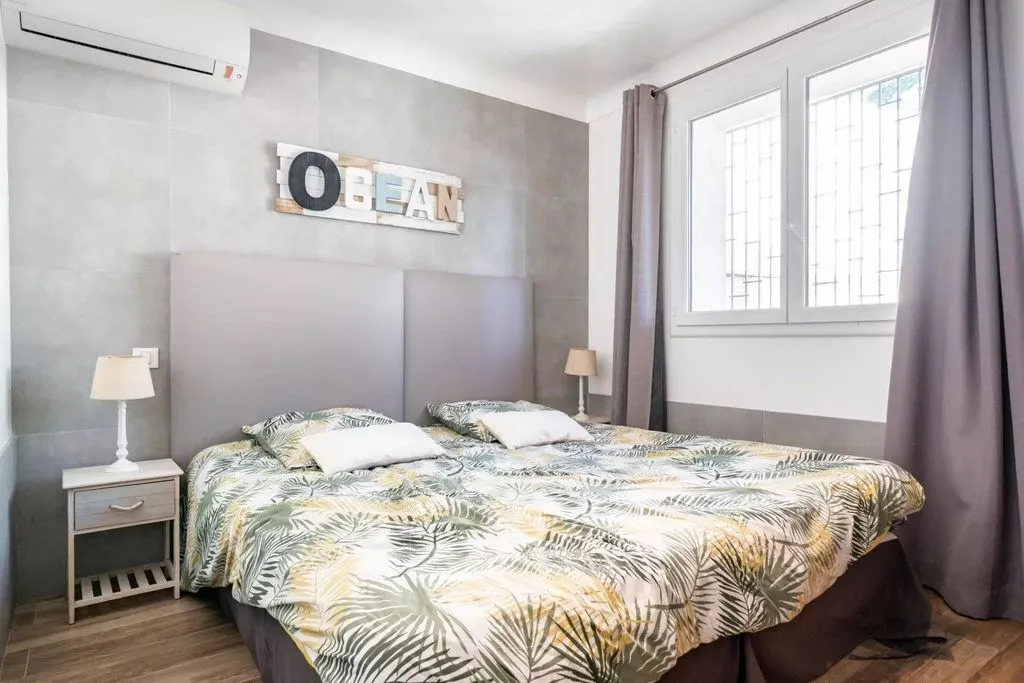 Chambres - Villa Luxueuse avec Piscine à Cannes