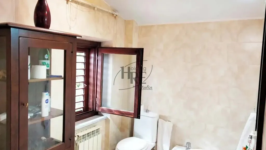 Salles de bain - Villa with Outdoor Kitchen in Mendicino